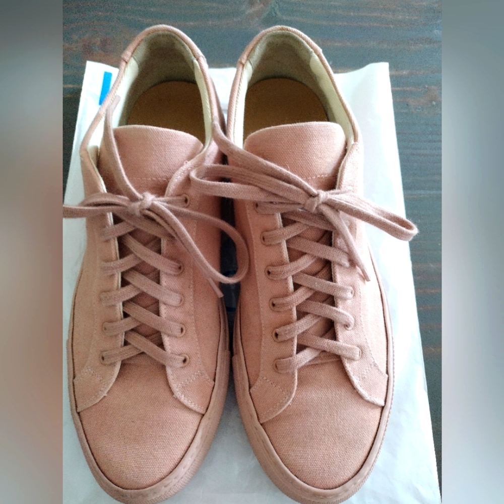 Woman by Common Projects blush canvas sneakers size 39